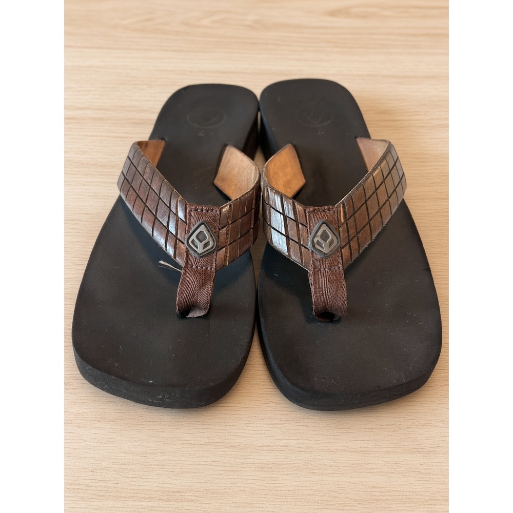 Reef Womens Wedge Flip Flop Sandals Size 7 Brown Leather Strap Black Footbed